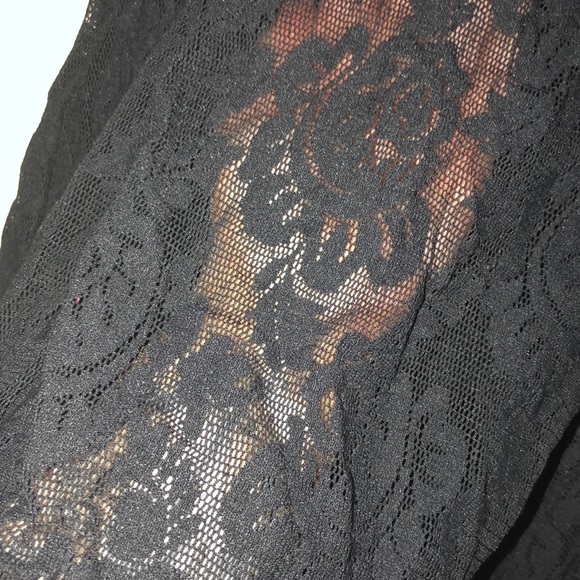 Victoria’s Secret lace lingerie top - Picture 8 of 8